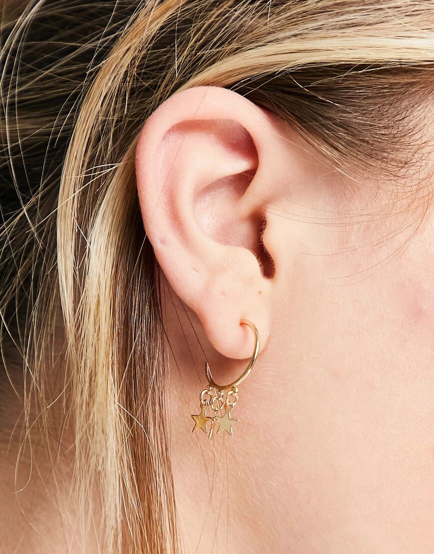 Pieces hoops with star charms in gold  Gold