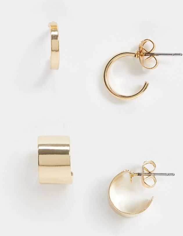 Vero Moda exclusive 2 pack huggie earrings in gold  Gold