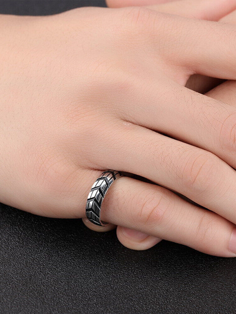 Newchic Trendy Car Tire Print Men's Ring Titanium Steel Finger Ring Tail Ring Punk Jewelry