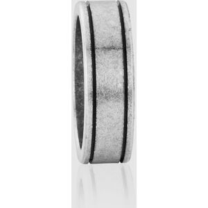 Silver Men's Carved Band Ring   CRAFTD London