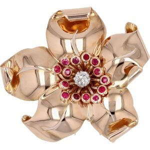 Vintage French 1950s Ruby Diamond 18 Karat Rose Gold Flower Retro Clip Brooch