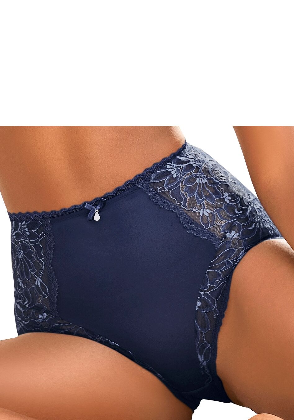 LASCANA Taillenslip, mit seitlicher Spitze blau