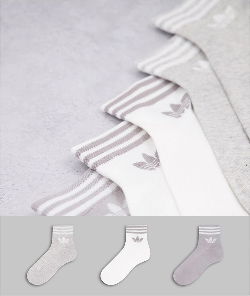 adidas Originals adicolor Trefoil 3 pack ankle socks in grey  Grey