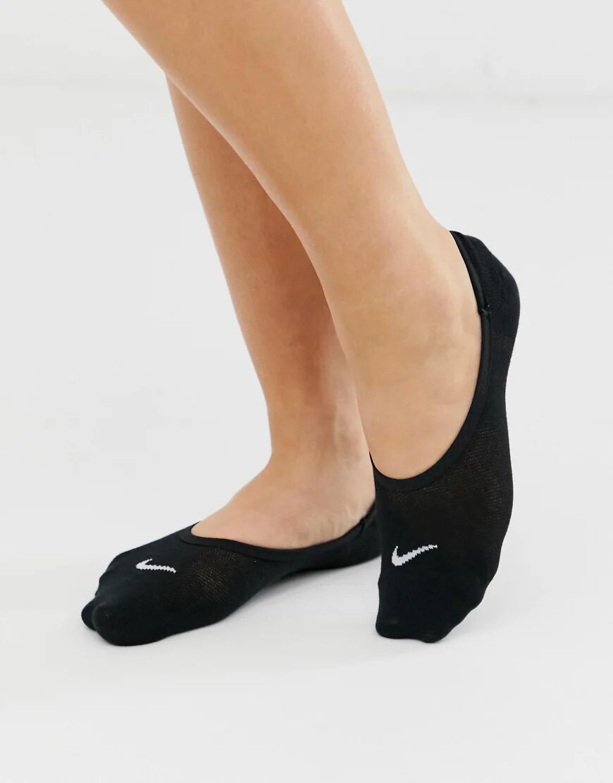 Nike Training Nike Everyday lightweight footsie 3 pack of socks in black  Black