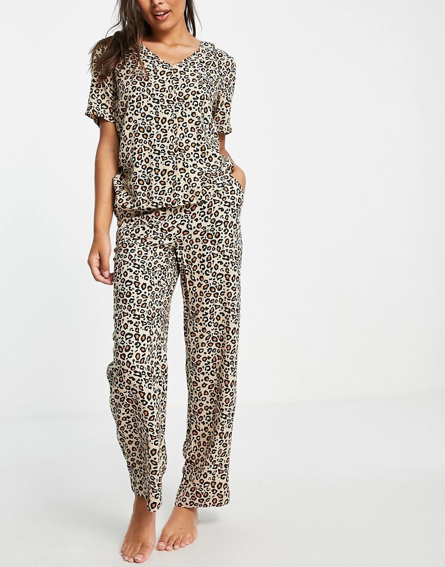 Pieces pyjama set in leopard print-Multi  Multi