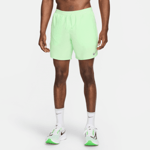 Nike StrideDri-FIT-Laufshorts mit Futter für Herren (ca. 18 cm) - Grün - M