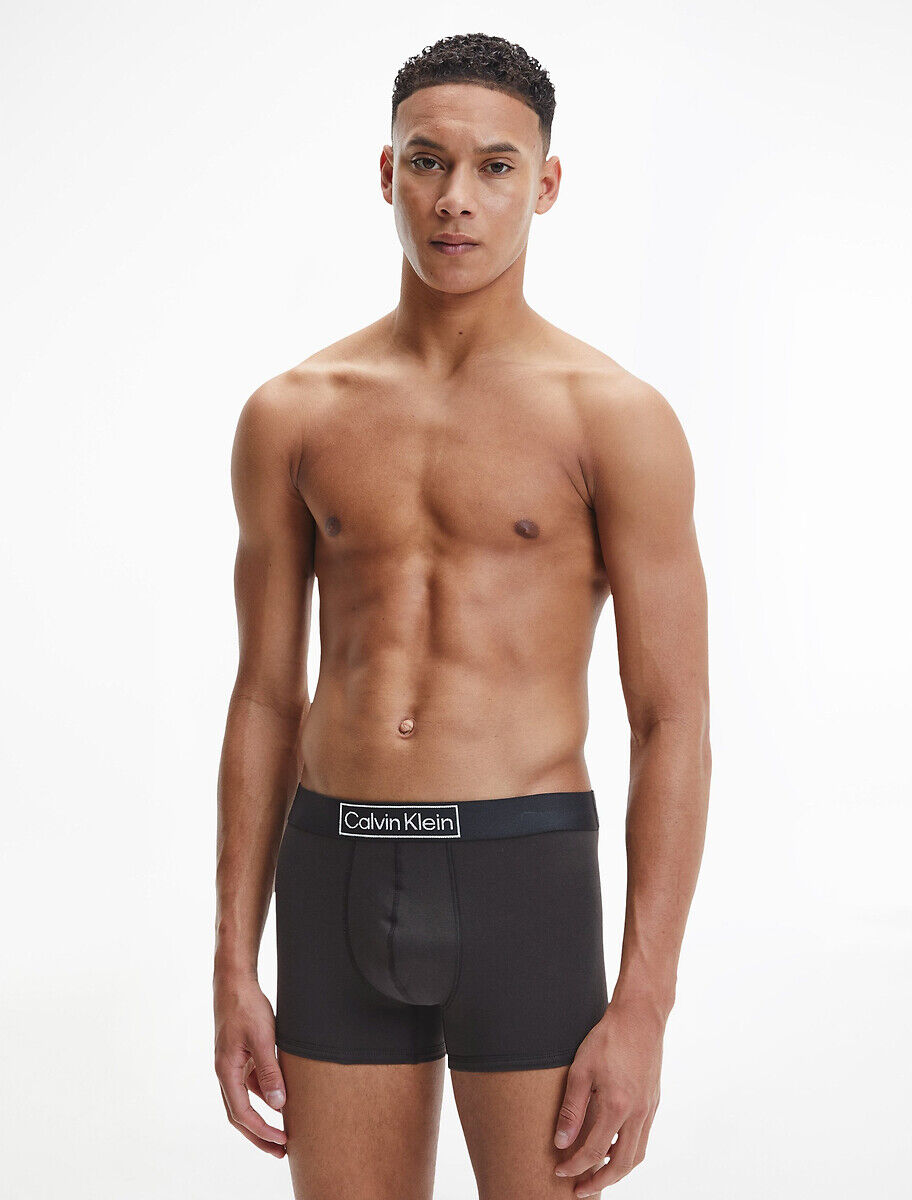 Calvin Shorty, unifarben mit Logobund SCHWARZ