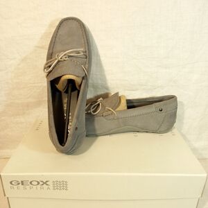 Mocassins gris- Geox- P:41  Gris 41 - Publicité