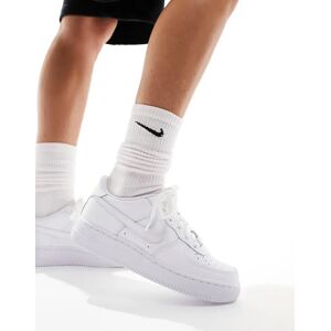 Nike - Air Force 1 '07 - Baskets - Triple blanc Blanc 38 female - Publicité