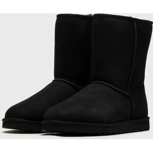 UGG M CLASSIC SHORT men Boots black en taille:44 - Publicité