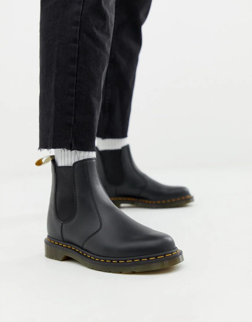 Dr Martens vegan 2976 chelsea boots in black smooth  Black