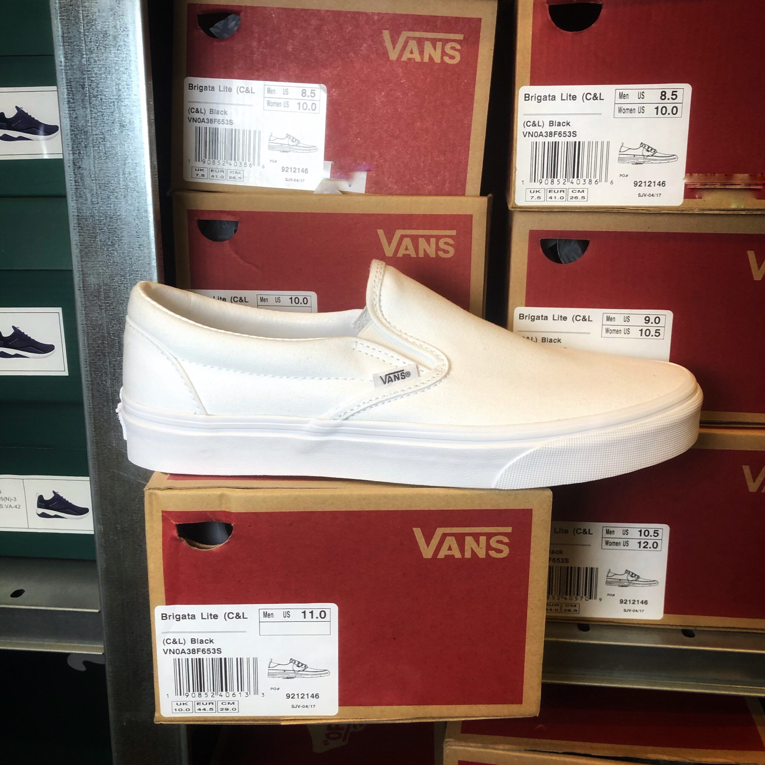 Merker VANS VANS - Classic Slip-On True White (Herre) 42