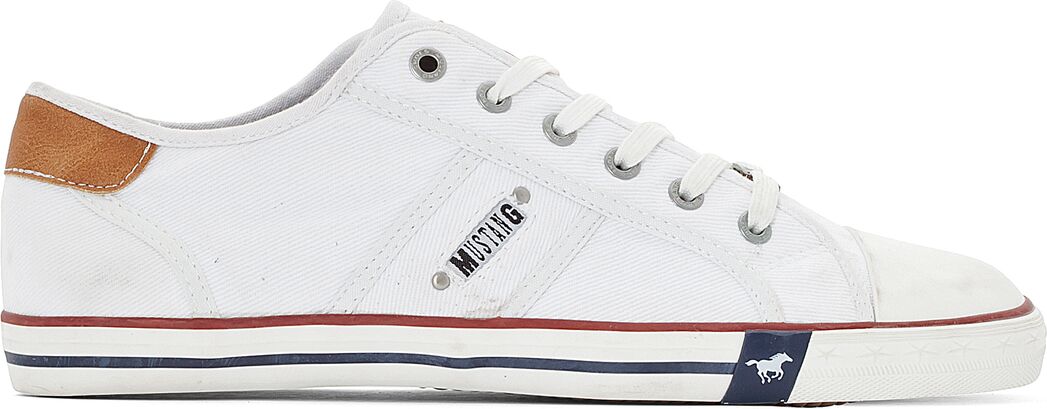 Mustang Shoes Sapatilhas com atacadores   Branco