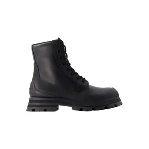 Alexander McQueen Pre-owned , Pre-owned Leather boots ,Black male, Sizes: 5 UK