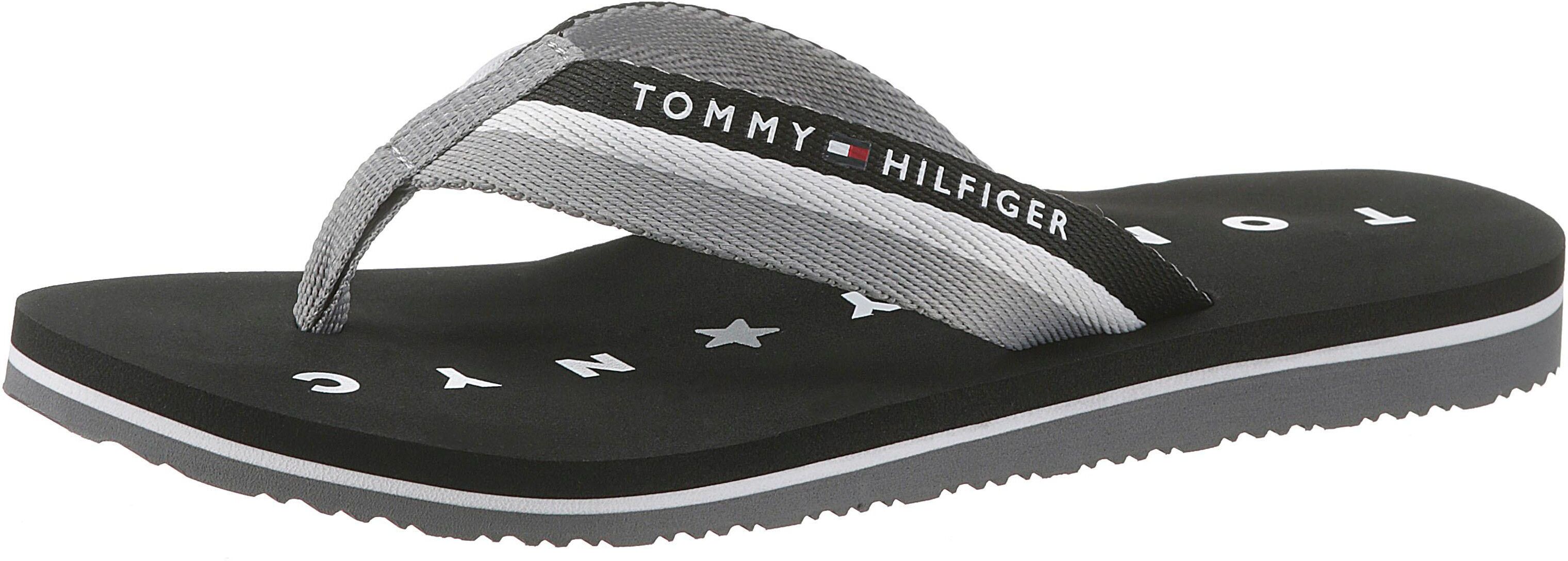 Tommy Hilfiger Zehentrenner »Mellie 13«, mit Logo ausf der Laufsohle schwarz-weiss Größe 36 37 38 39 40 41 42