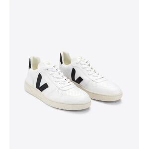 VEJA Naisten V-10 CWL tennarit - Vegaaninahkaa  - White Black - female - Size: 37