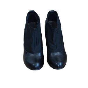 Low boots noires avec semelle en cuir jamais portées avec étiquette dans leur boite - Grands Boulevards - Pointure 40 Noir 40 - Publicité