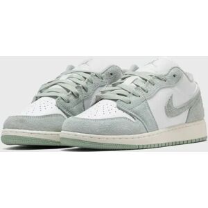 Jordan AIR JORDAN 1 LOW SE (GS) women Sneakers Lowtop green white en taille:38 - Publicité