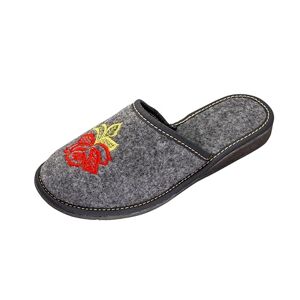 APREGGIO Chaussons Feutre Femme Semelle Plate Pantoufles à Bout fermé Pantoufle Hiver Fait Main Produit 100% Naturel Gris avec Rose Rouge Pointure 40 EU - Publicité