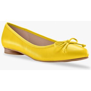 Blancheporte Ballerines plates - BlancheporteLa traditionnelle petite ballerine se décline dans une jolie gamme de saison. Pratique, féminine et confortable, elle se marie avec absolument toutes les pièces de votre garde-robe.37Jaune