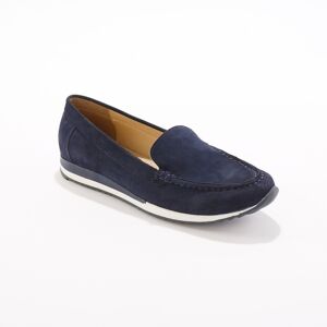 Mocassins en croute de cuir a semelle crantee bicolore - BlancheporteIcône de mode et tellement cool avec sa semelle crantee d'inspiration sneakers... Voila un mocassin qui donne envie de sautiller dans les rues ! Oui a l'allure sport-chic et au confort m