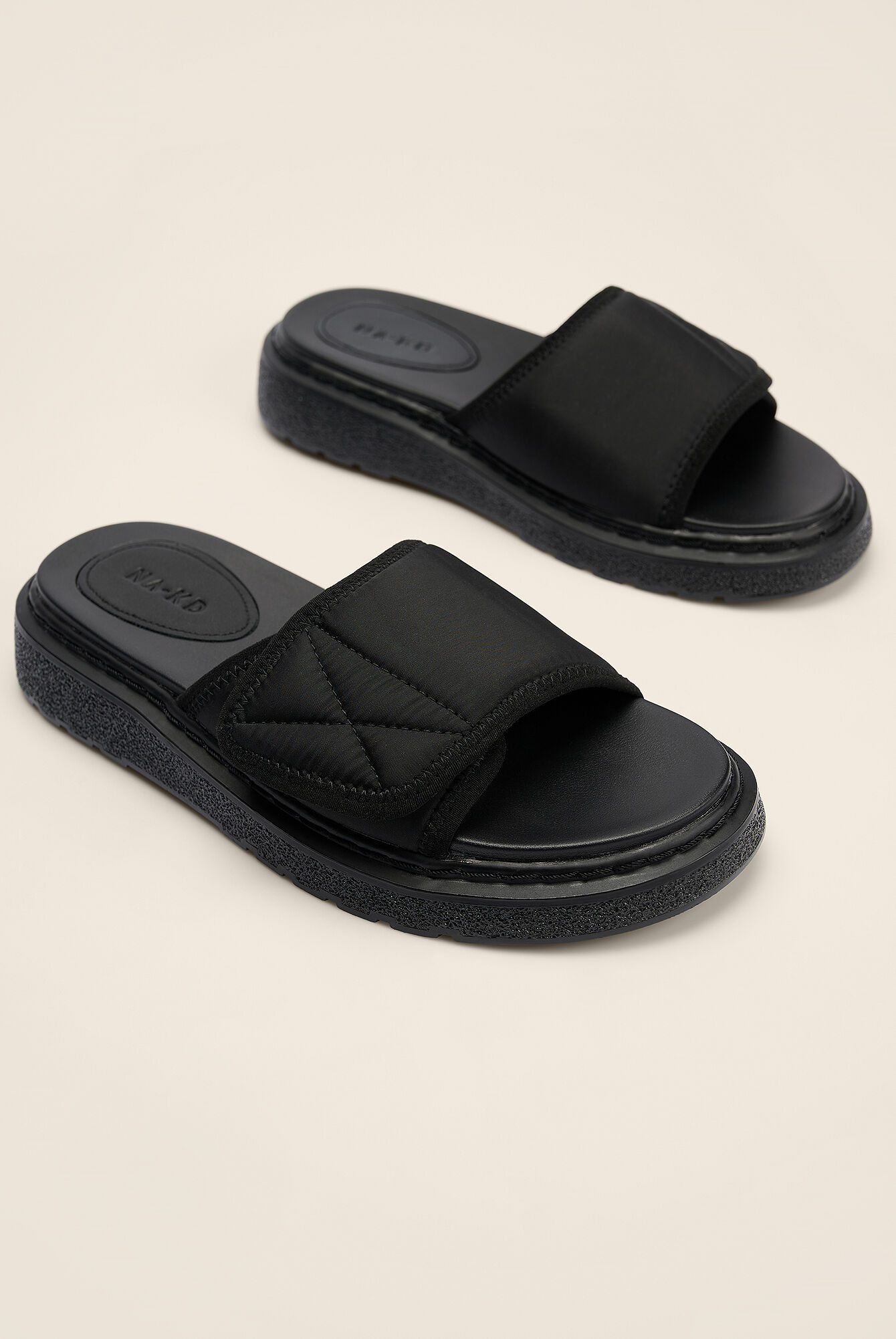 NA-KD Shoes Laget Av Borrelås Slippers - Black