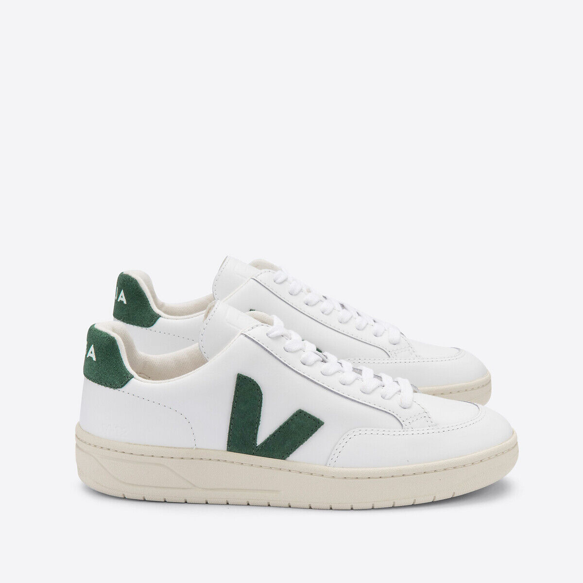 Veja Sapatilhas com atacadores, em pele, V12   branco/verde