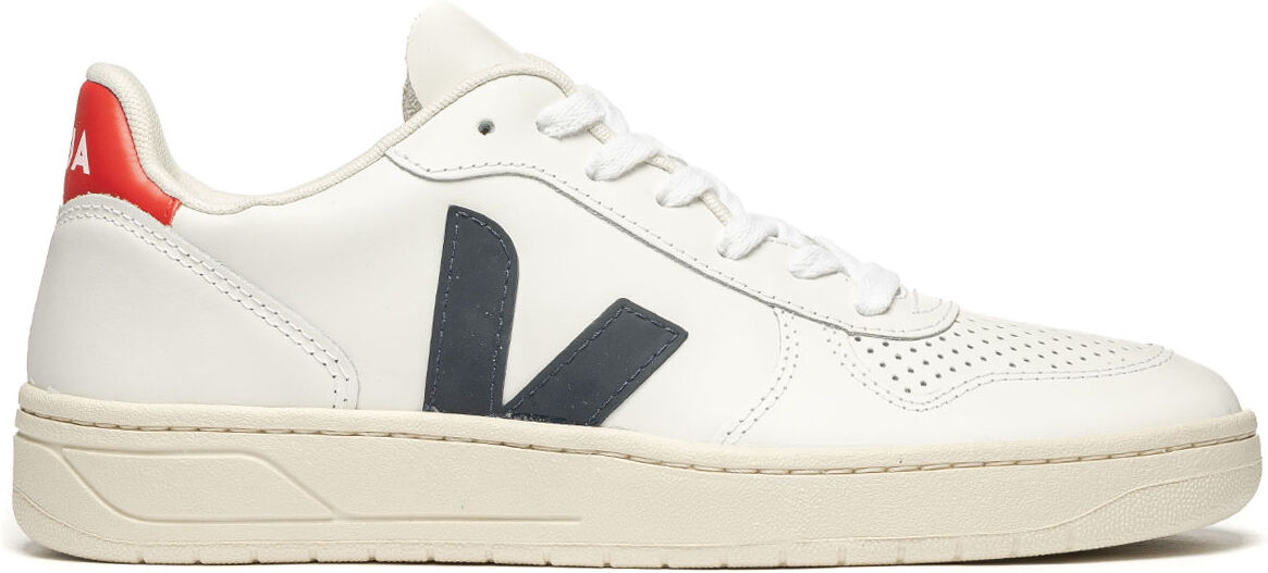 Veja V-10 Leather