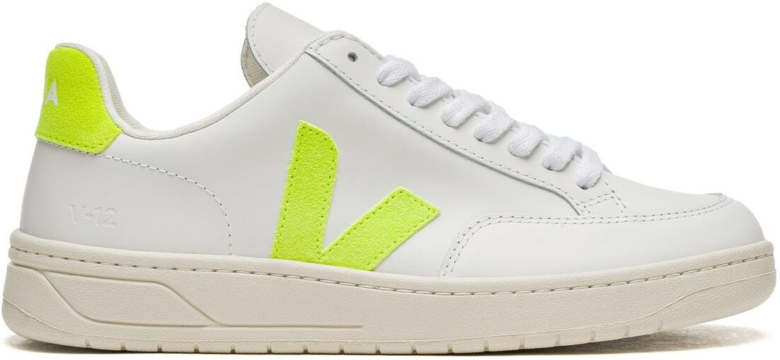 Veja V-12 Leather