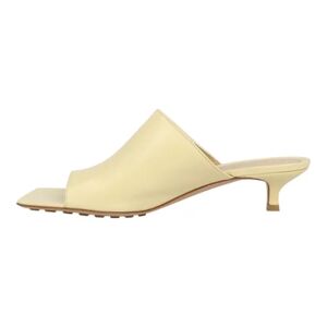 Bottega Veneta , White Leather Stretch Mule Sandals ,White female, Sizes: 2 1/2 UK, 4 1/2 UK, 3 UK, 5 UK, 4 UK, 3 1/2 UK, 5 1/2 UK