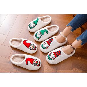 GLAXWOOD TRADING LTD Christmas Gnomes Print Fuzzy Slippers