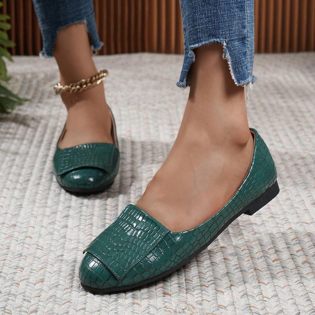 SHEIN 2023 New Comfortable Flat Shoes For Women, Slip-on Style, Suitable For All Seasons Army Green EUR36,EUR37,EUR38,EUR39,EUR40,EUR41 Women