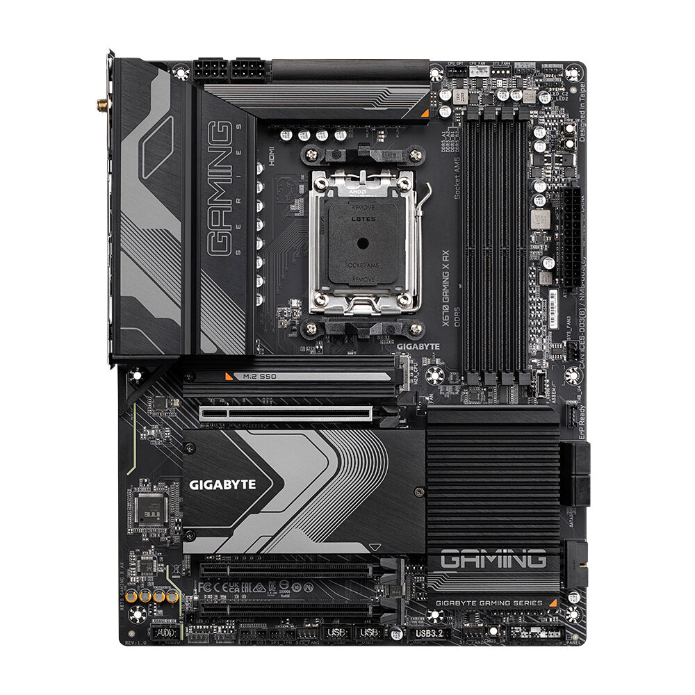 Gigabyte X670 GAMING X AX scheda madre AMD Presa di corrente AM5 ATX [X670 AX]