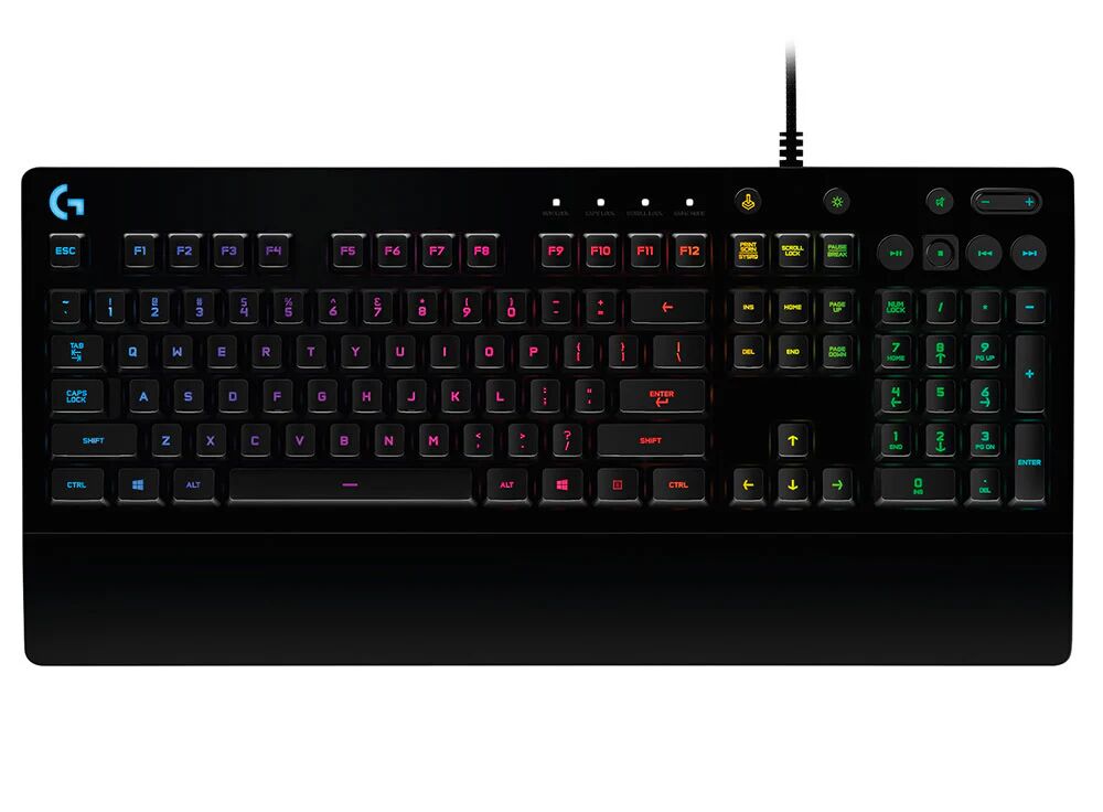 G Logitech G213 Prodigy Tastiera Gaming Cablata, LIGHTSYNC RGB, Tasti Retroilluminati, Resistente Agli Schizzi, Tasti Personalizzabili, Controlli Dedicati Multimediali, QWERTY Layout Italiano, Nero