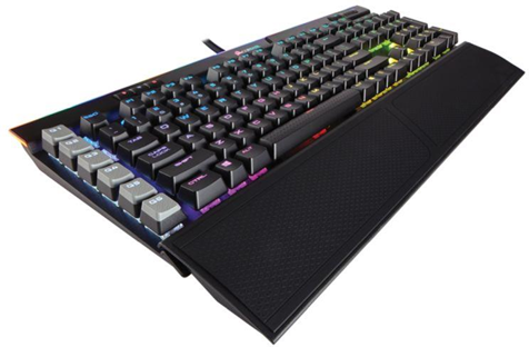 Corsair K95 RGB Platinum tastiera USB QWERTY Inglese UK Nero