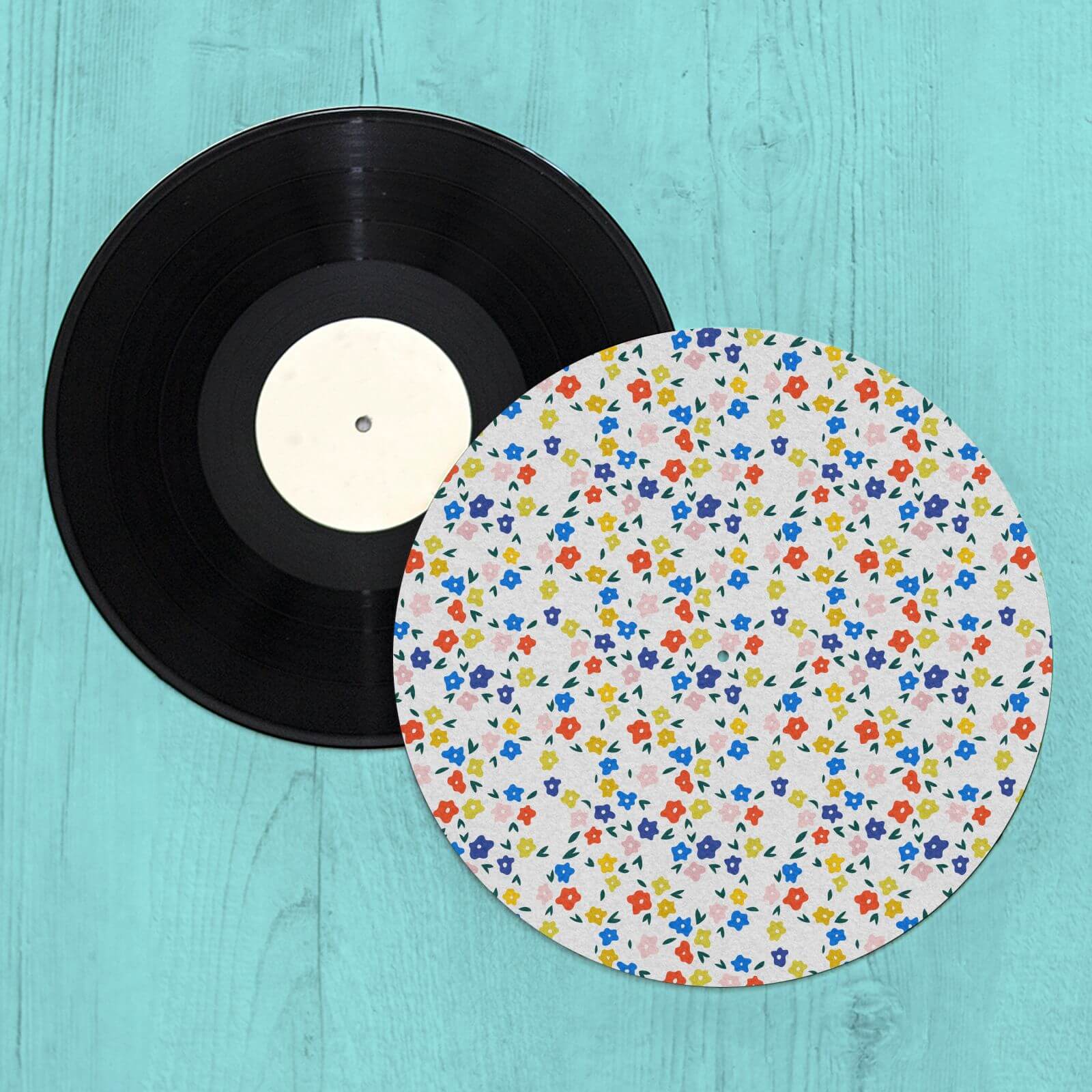 By IWOOT Ditsy Flowers Turntable Slip Mat