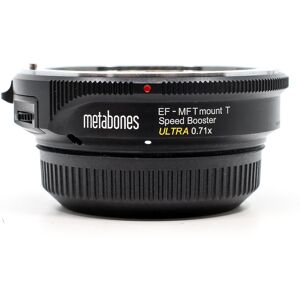 Metabones Occasion Metabones Speed Booster ULTRA 0.71x Adaptateur monture Canon EF vers Monture Micro Quatre Tiers