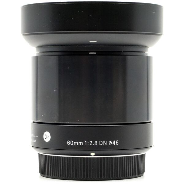 sigma 60mm f/2.8 dn art micro four thirds fit (condition: excellent)