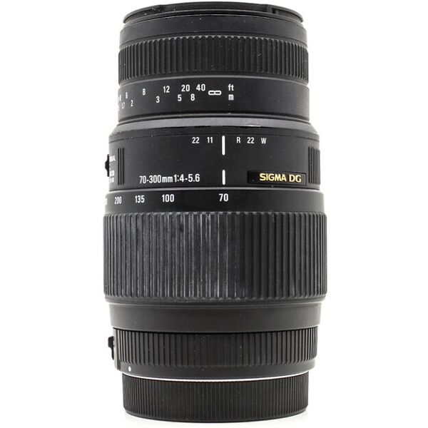 sigma 70-300mm f/4-5.6 dg macro canon ef fit (condition: excellent)