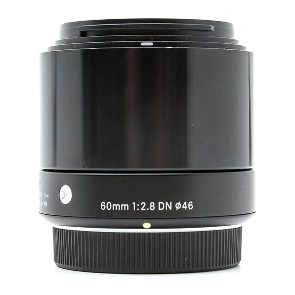 sigma 60mm f/2.8 dn art micro four thirds fit (condition: good)