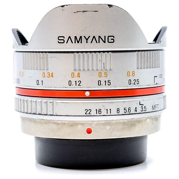 samyang 7.5mm f/3.5 umc fisheye micro four thirds fit (condition: well used)