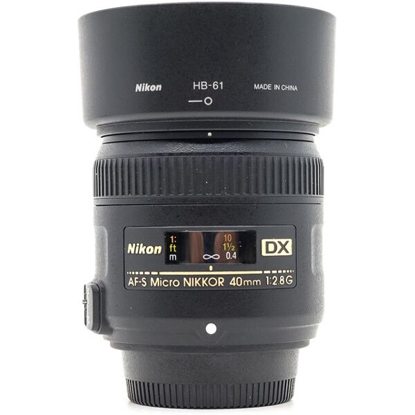 nikon af-s dx micro nikkor 40mm f/2.8g (condition: like new)