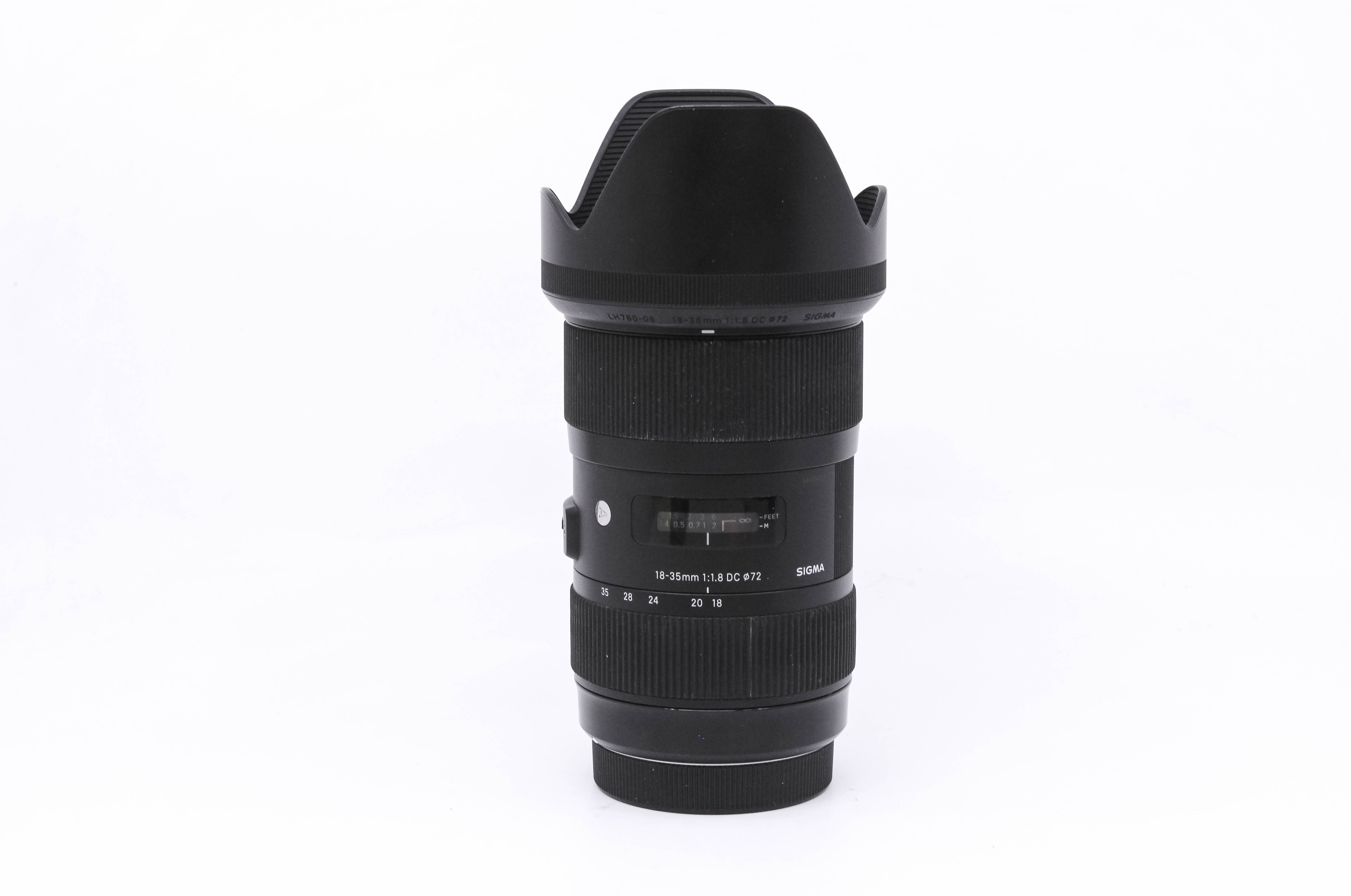 Used Sigma 18-35mm f/1.8 DC HSM ART - Canon EF-S Fit