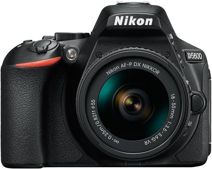 Nikon D5600 + 18-55mm AF-P VR Noir
