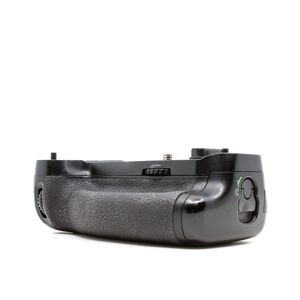 Nikon MB-D16 Battery Grip (Condition: Good)