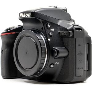 Nikon D5300 (Condition: Good)