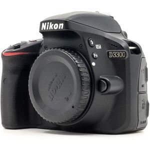 Nikon D3300 (Condition: Good)