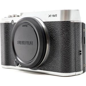 Fujifilm X-M1 (Condition: Good)