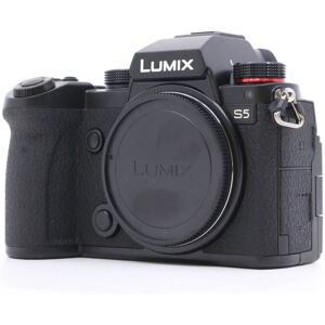 Panasonic Lumix DC-S5 (Condition: Like New)