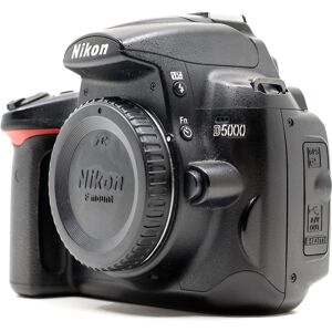 Nikon D5000 (Condition: Good)